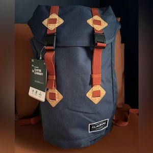 NWT Dakine Trek II Navy Blue Backpack